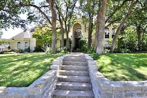 1st image of 503 Stonewall Ct
