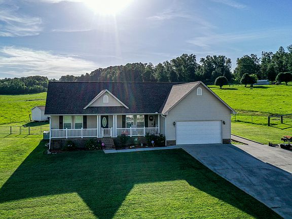 2nd image of 115 Ponderosa Dr