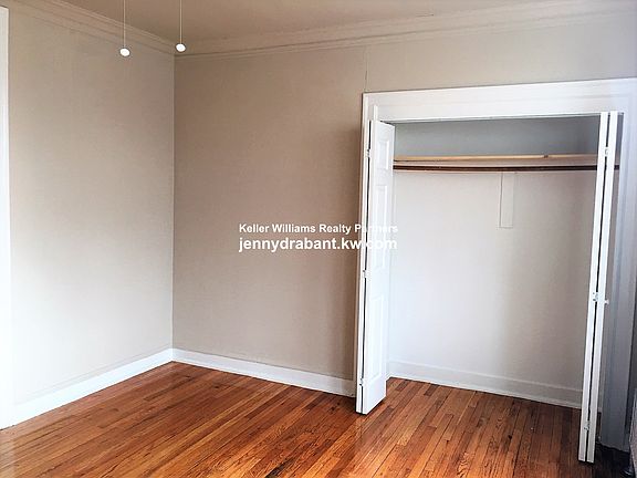 3rd image of 1371 W Estes Ave APT 3E