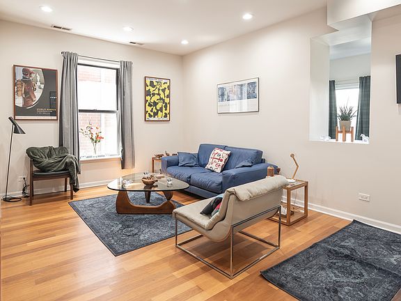 2nd image of 5224 N Winthrop Ave APT 2C