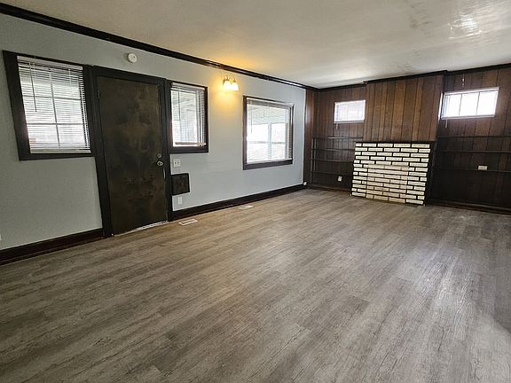 5th image of 2429 E 16th St