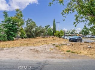 7410 San Francisco St, Highland, CA 92346