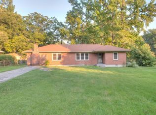 2922 Allen Rd, Memphis, TN 38128