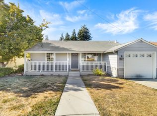 22073 Young Ave, Castro Valley, CA 94546