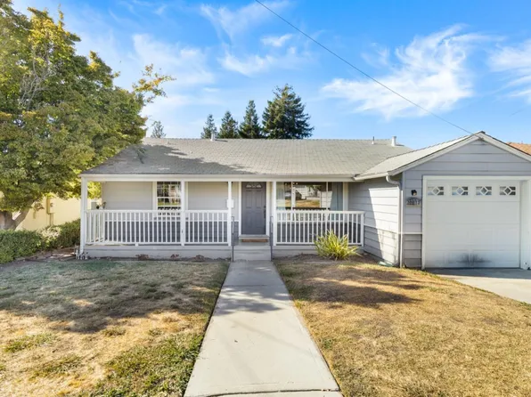22073 Young Ave, Castro Valley, CA 94546