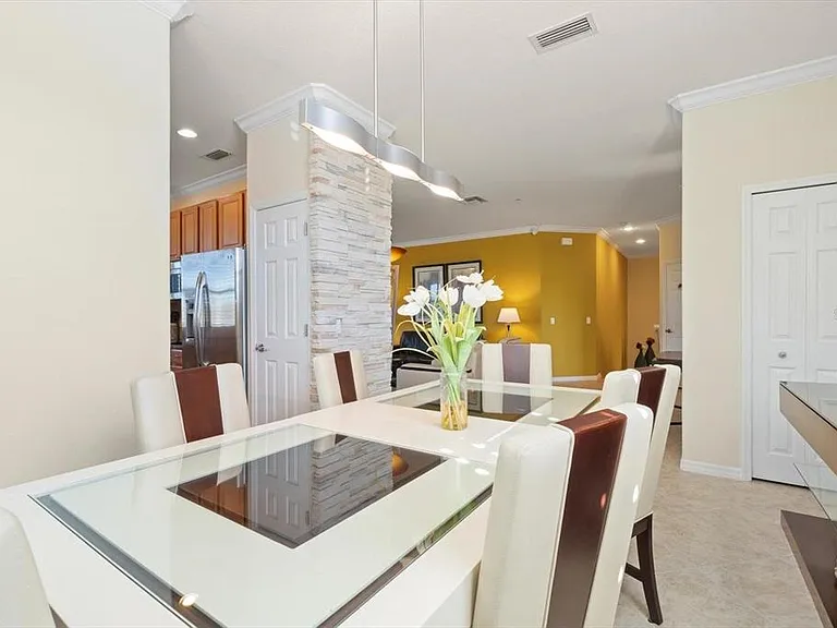 416 Winding Brook Ln #102 — Photo 18