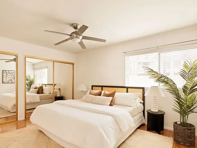 970 Palm Ave #207 — Photo 14