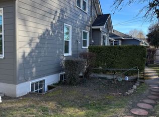 1143 NW 31st St APT 3, Corvallis, OR