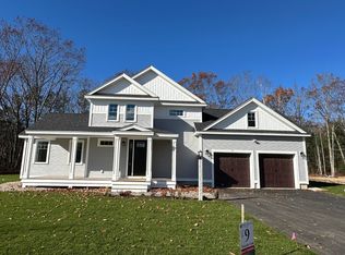 9 Meander Ln #4, Kennebunk, ME 04043