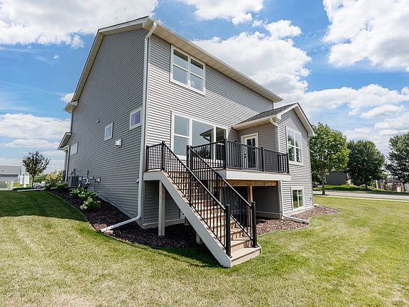 4th image of 1811 Fallbrooke Dr