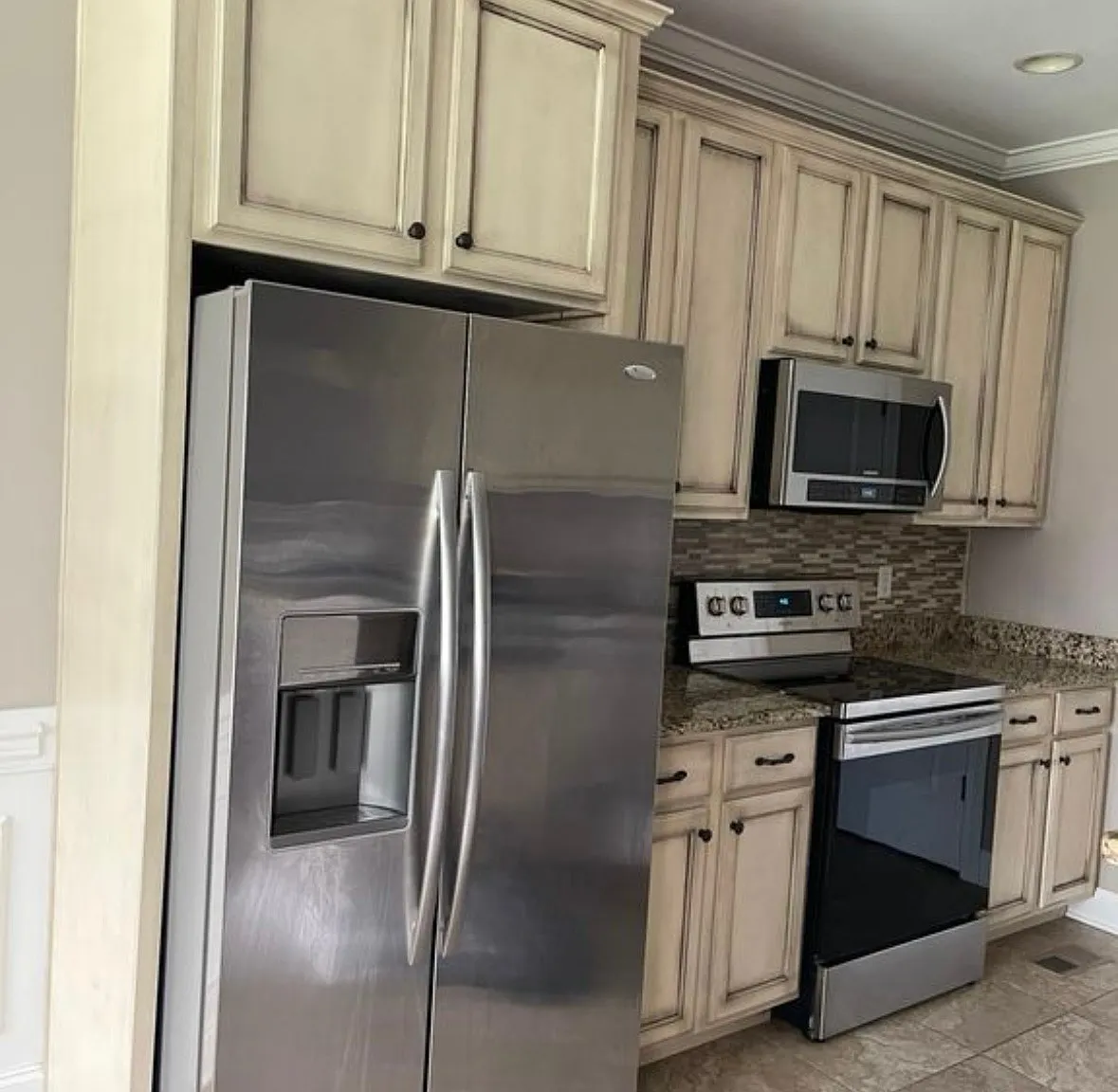3 bed, 1550 sqft, $2,100 — Photo 3