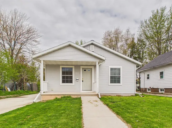 236 4th St, Menasha, WI 54952