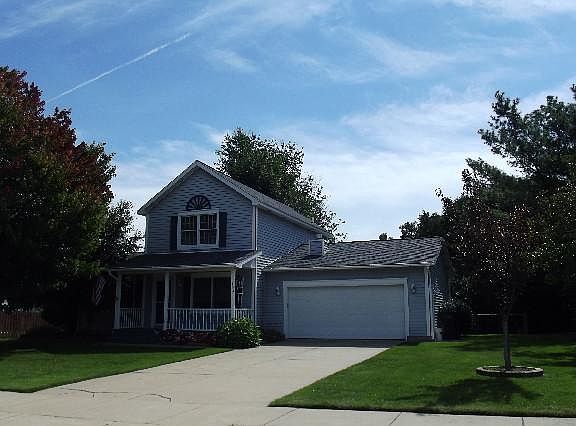 2nd image of 168 Windflower St NE
