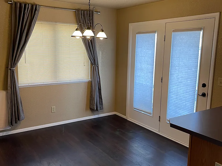 Boswell Dr — Photo 11