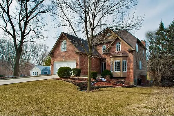 3942 Sterling Rd photo 1