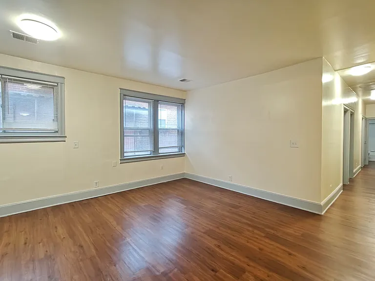 4903 Spruce St #44 — Photo 3