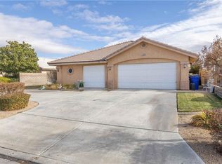 26353 Driftwood Ln, Helendale, CA 92342