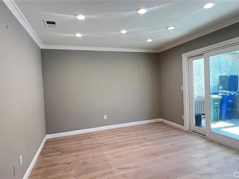 5578 Cajon Ave — Photo 15