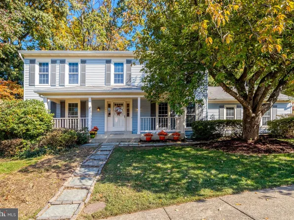 5906 Fultons Landing Ct, Burke, VA 22015