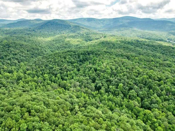 Trt B Cascade Dr, Jasper, GA 30143