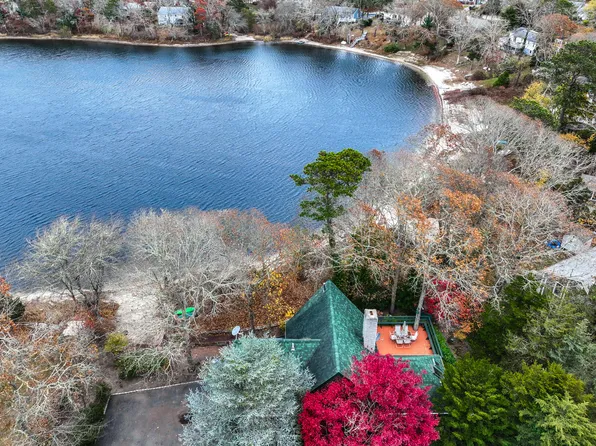 325 Carriage Shop Road, East Falmouth, MA 02536