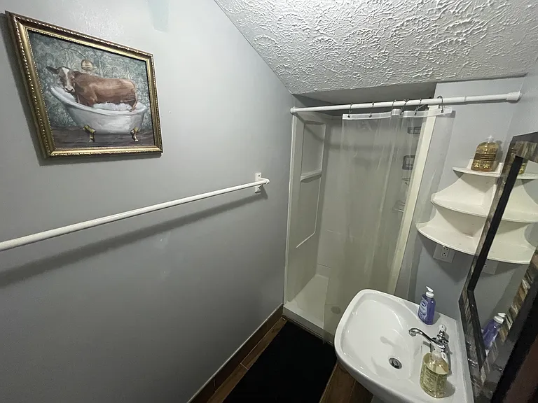 Private full bath