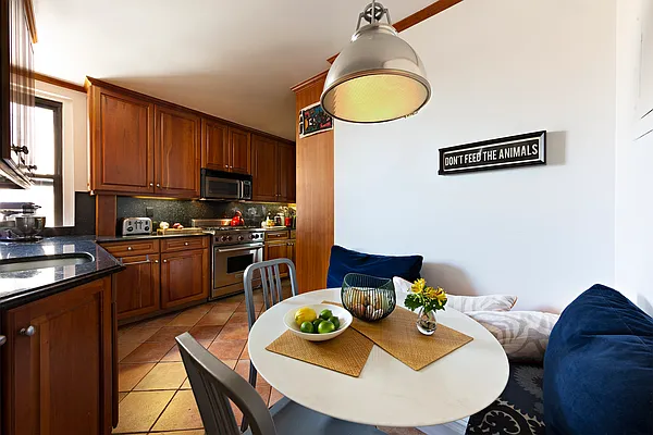 Sold by Sotheby's International Realty | media 5