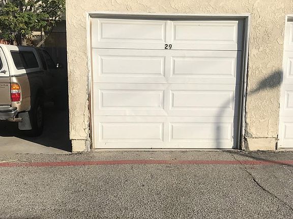 3rd image of 1480 E Marshall Blvd APT 29