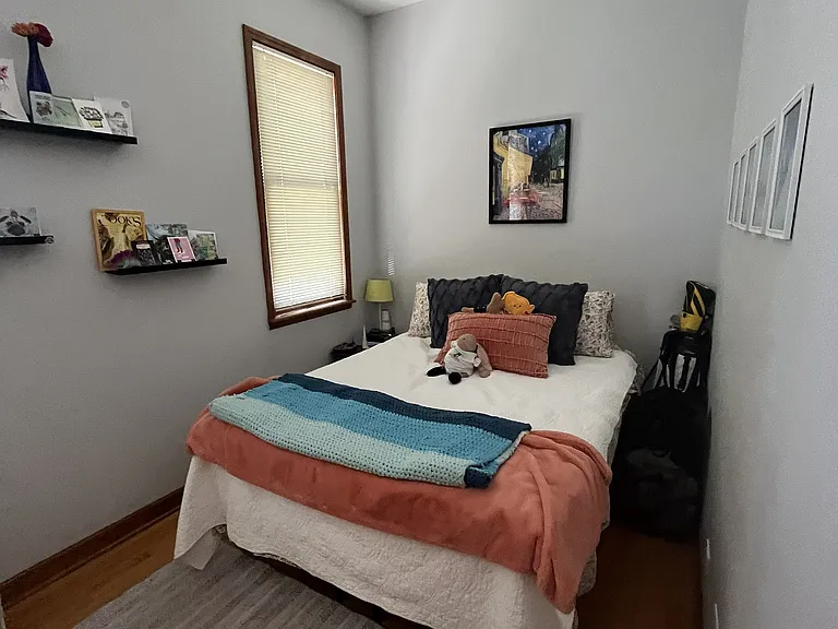 3607 N Wayne Ave — Photo 2