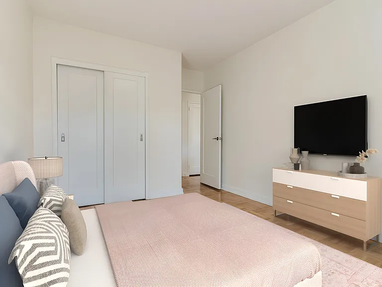 1220 Bayview Ave — Photo 18