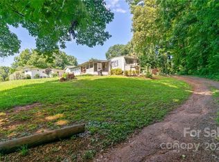 3900 Huntwood Dr, Charlotte, NC 28214