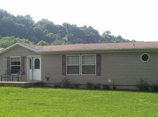 22211 Old Us 52, Laurel, IN