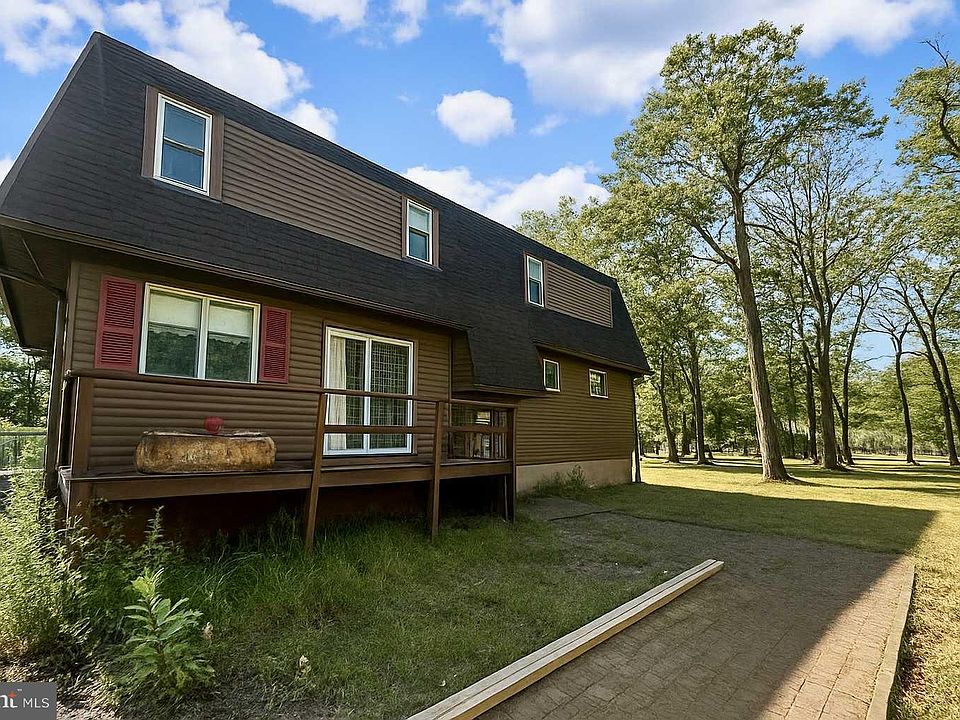 1st image of 306 Shady Acre Ln