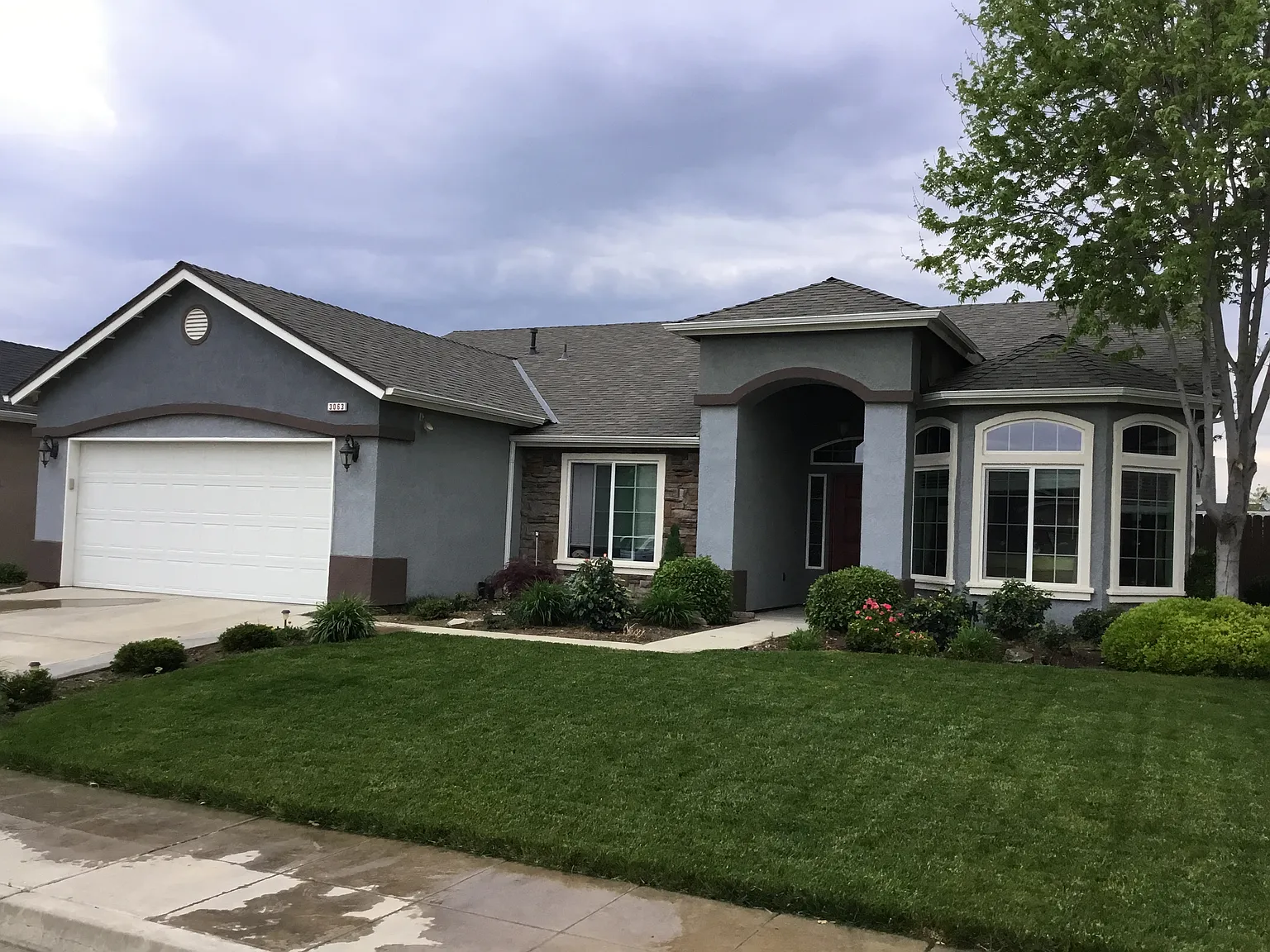 3063 N Shelly Ave photo 1