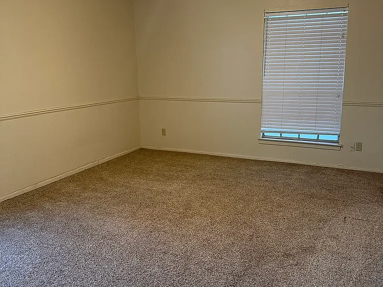 3200 Villa Pl — Photo 7