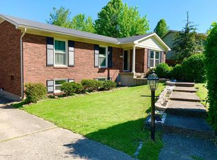 7407 Gaymont Dr, Louisville, KY 40214