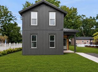 9 Chestnut St, Phelps, NY 14532