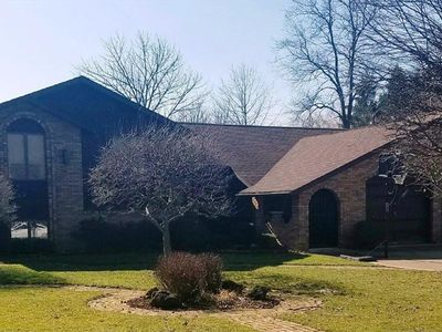 2090 Overcrest St, Alliance, OH, 44601