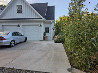 302 E Geneseo St #B, Lafayette, CO 80026