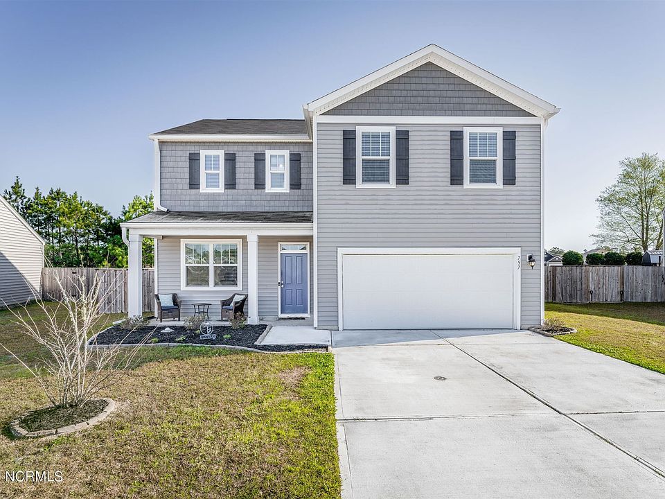 1st image of 757 Stradleigh Ct NE