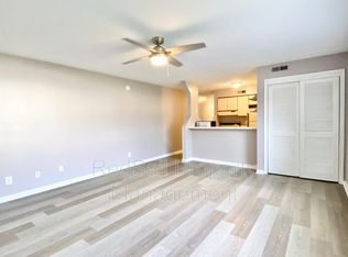 15 Cape Dorey Dr, Hampton, VA 23666