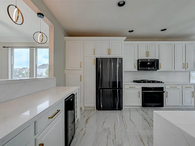 11954 Galentine Point — Photo 12
