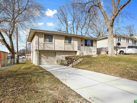 2nd image of 7534 S 76th St