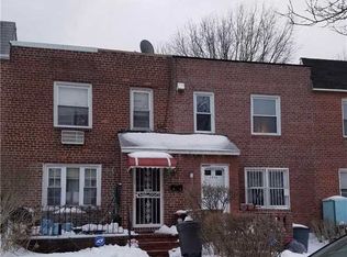 5842Y 206th St, Bayside, NY 11364