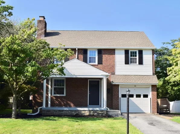 22 Rolling Rd, Claymont, DE 19703
