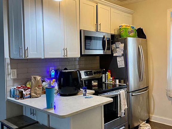 4th image of 21-05 33rd St #2M