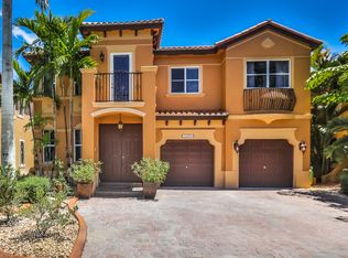 15480 SW 31st Ln, Miami, FL 33185