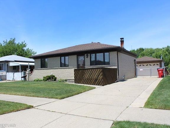 2nd image of 16023 Secretariat Ave