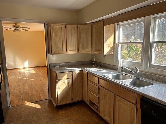 4th image of 17 Hastings Circle