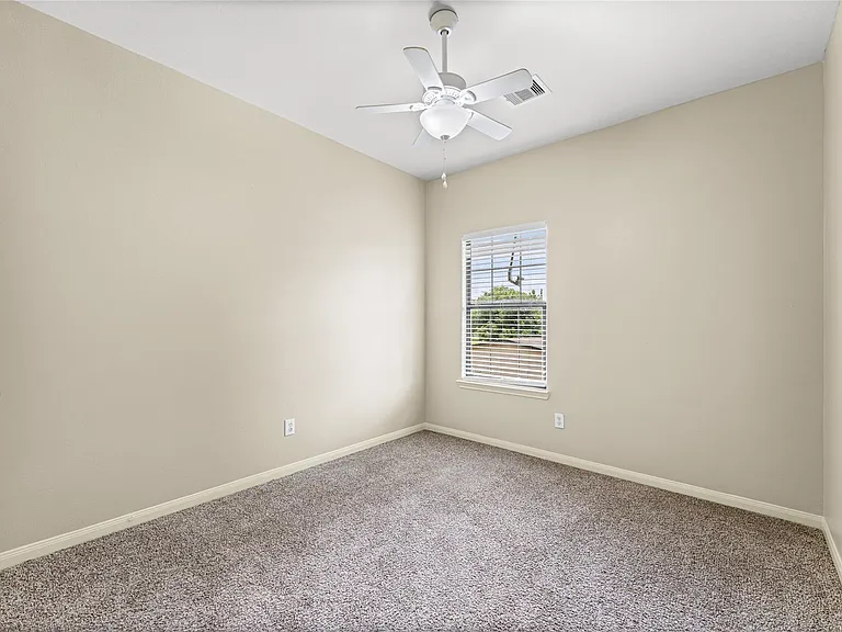 4536 Mallow St #B — Photo 9